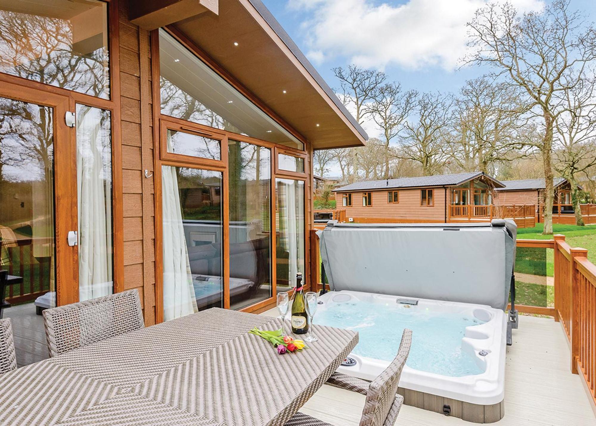 Wareham Forest Lodge Retreat Lytchett Minster ภายนอก รูปภาพ